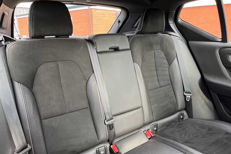 Used Volvo XC40 2020 for sale - 76448219: Photo 24
