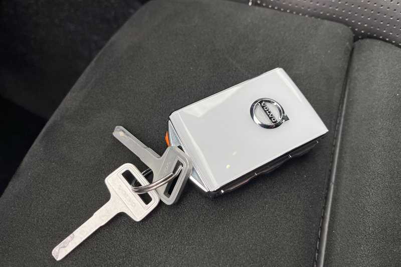 Used Volvo XC40 2020 for sale - 76448219: Photo 40