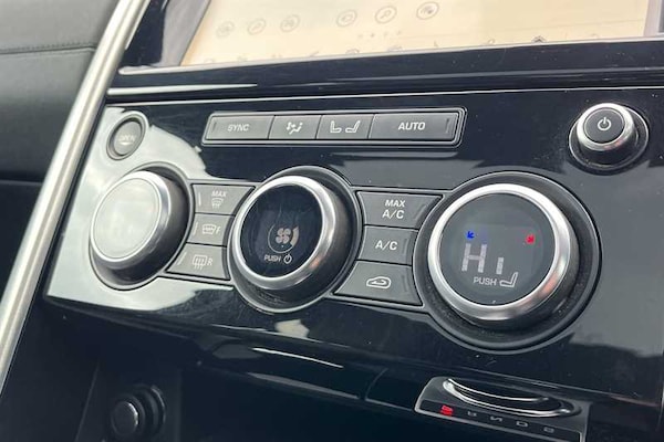 Used Land Rover Discovery 2019 for sale - 76191265: Photo 15