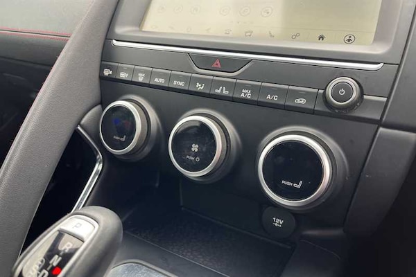 Used Jaguar E-Pace 2020 for sale - 76075607: Photo 15