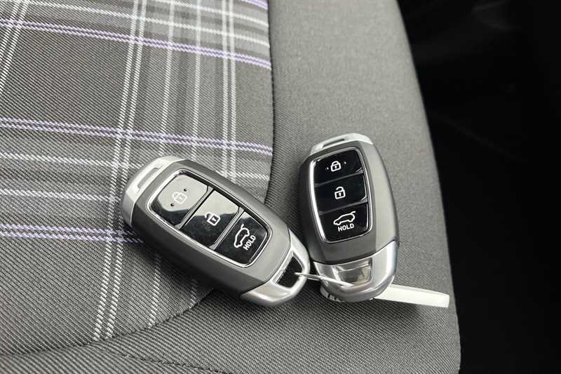 Used Hyundai i10 for sale - 76462453: Photo 39