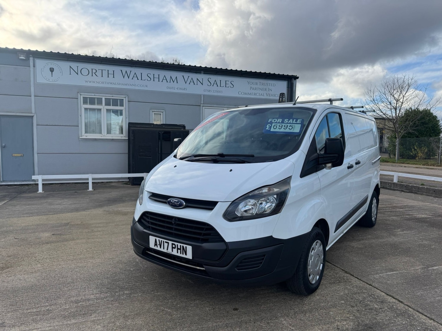 Used Ford Transit Custom 2017 for sale - 76626803: Photo 1