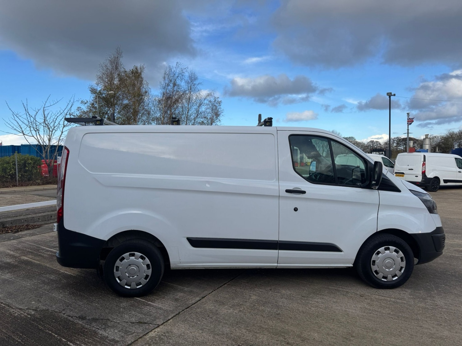 Used Ford Transit Custom 2017 for sale - 76626803: Photo 4