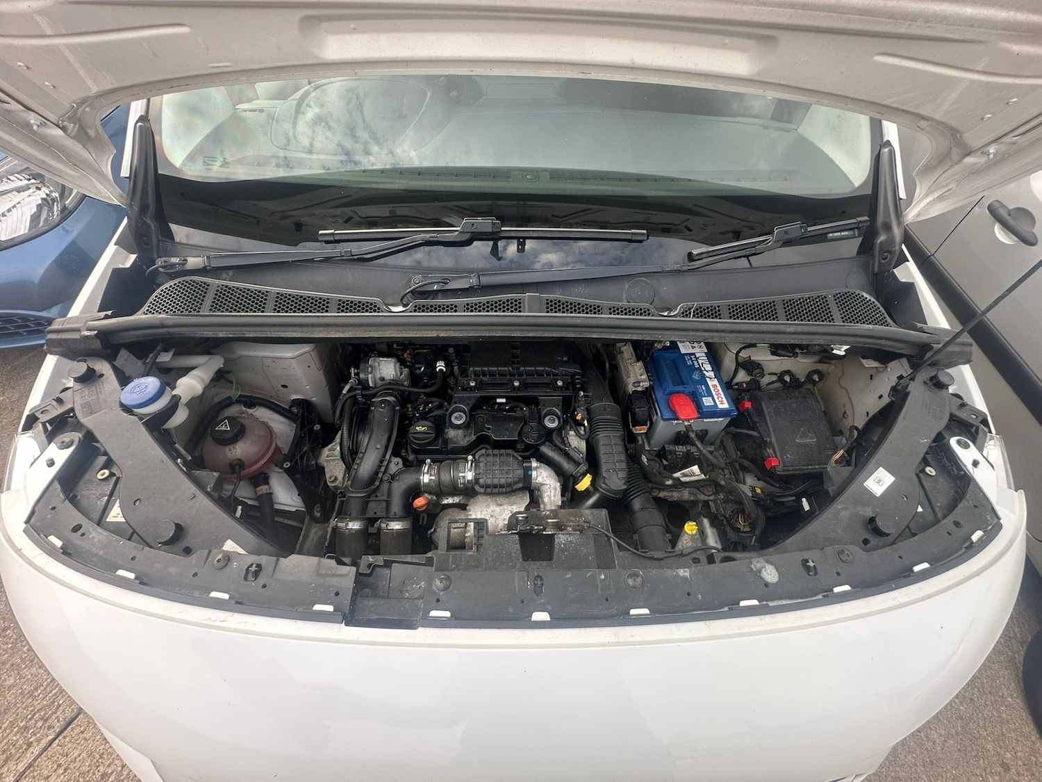 Vehicle 28