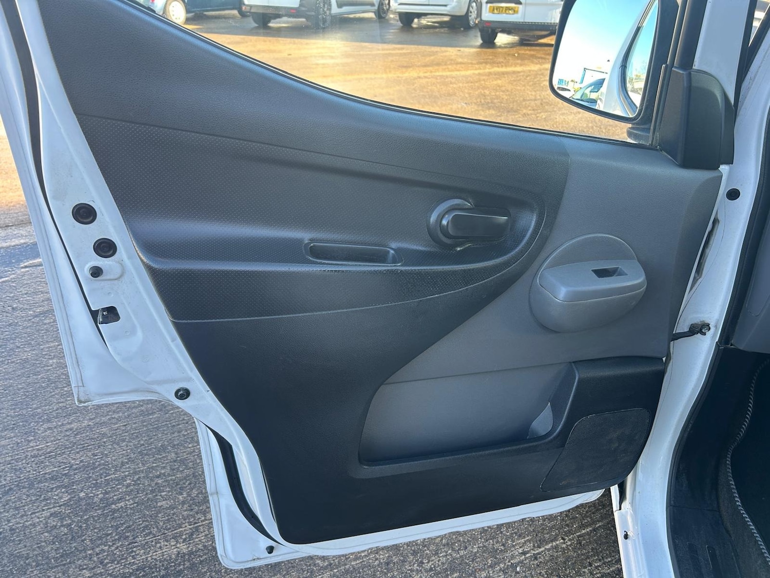 Used Nissan NV200 2012 for sale - 76651024: Photo 21