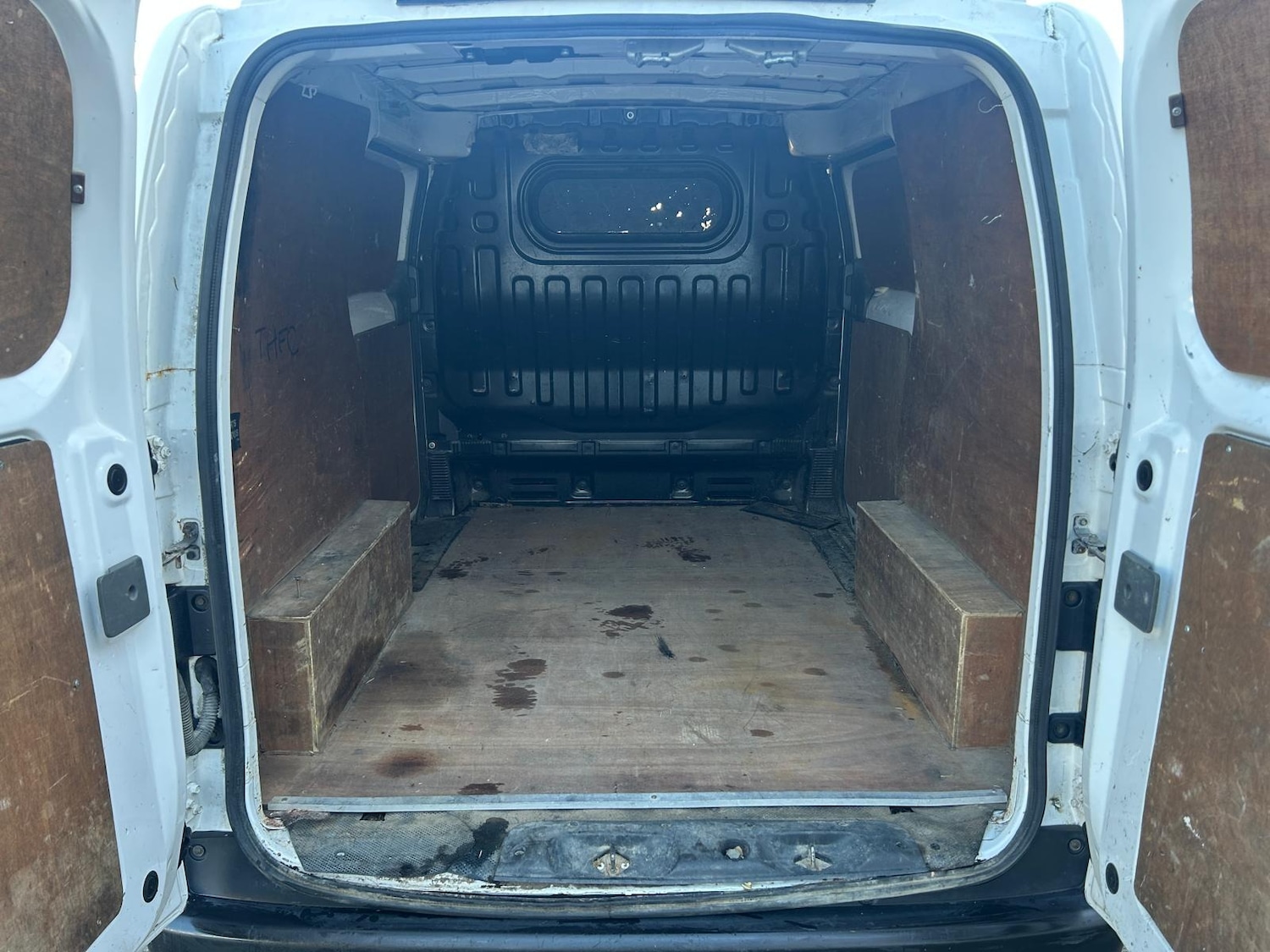 Used Nissan NV200 2012 for sale - 76651024: Photo 23