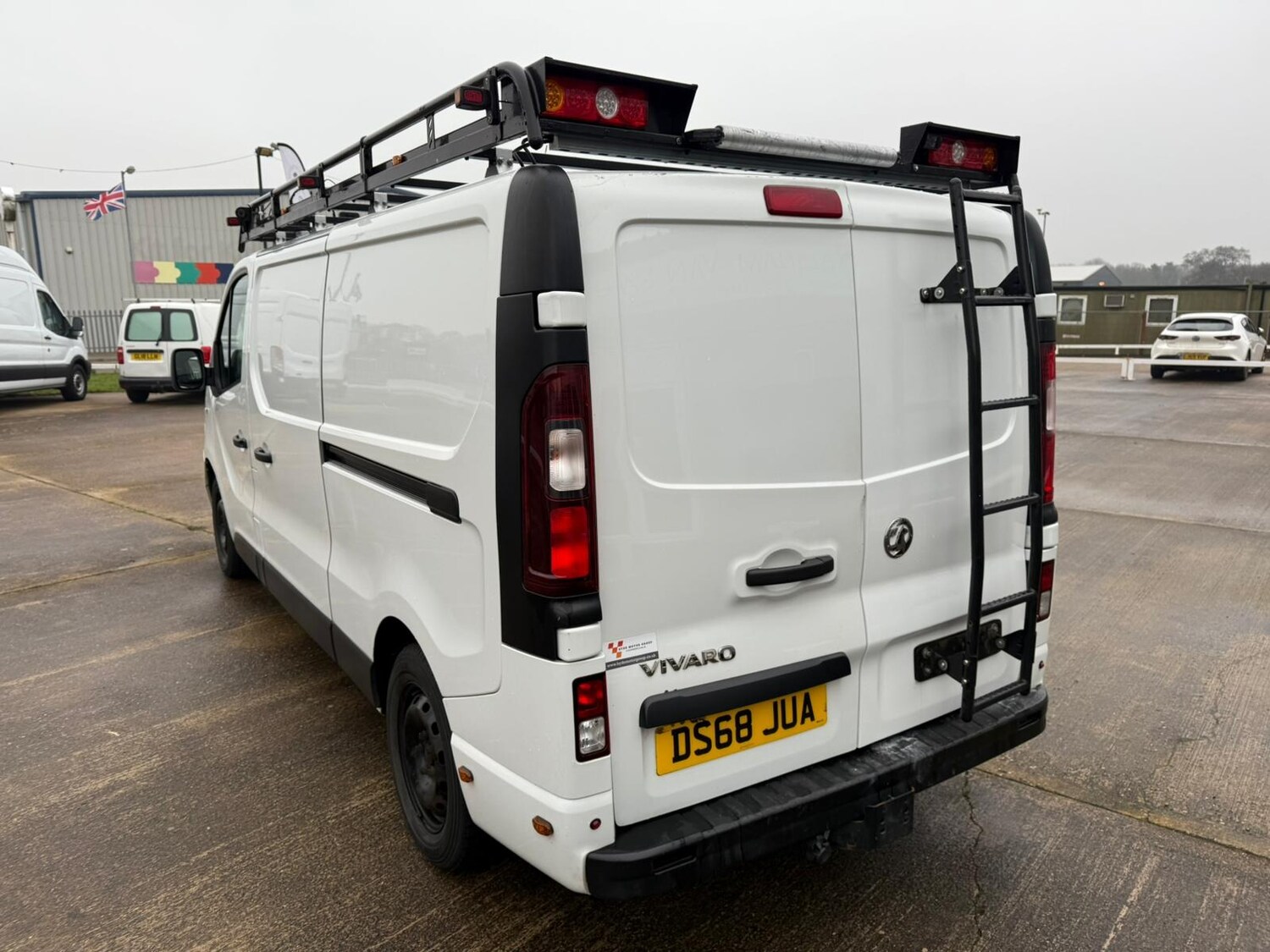 Used Vauxhall Vivaro 2018 for sale - 77417656: Photo 7
