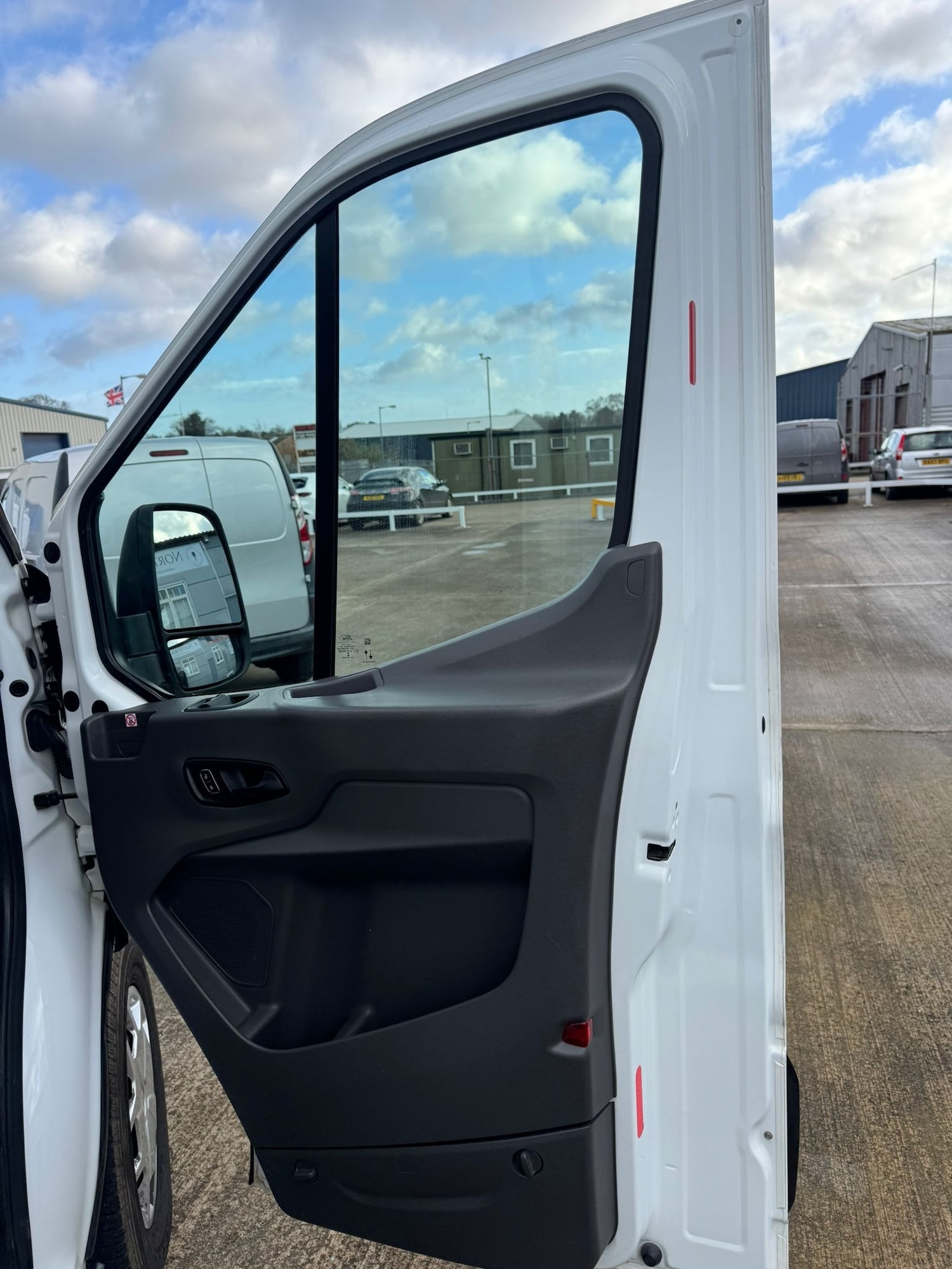 Used Ford Transit 2021 for sale - 76906162: Photo 17