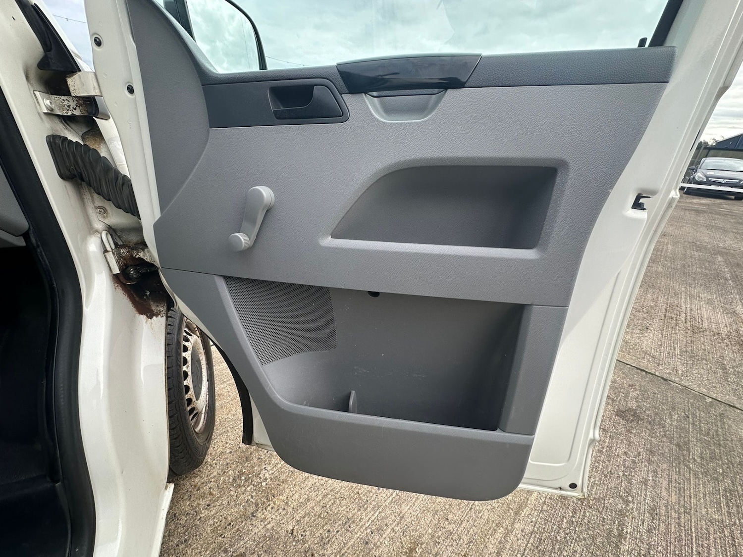 Used Volkswagen Transporter 2008 for sale - 76340398: Photo 17