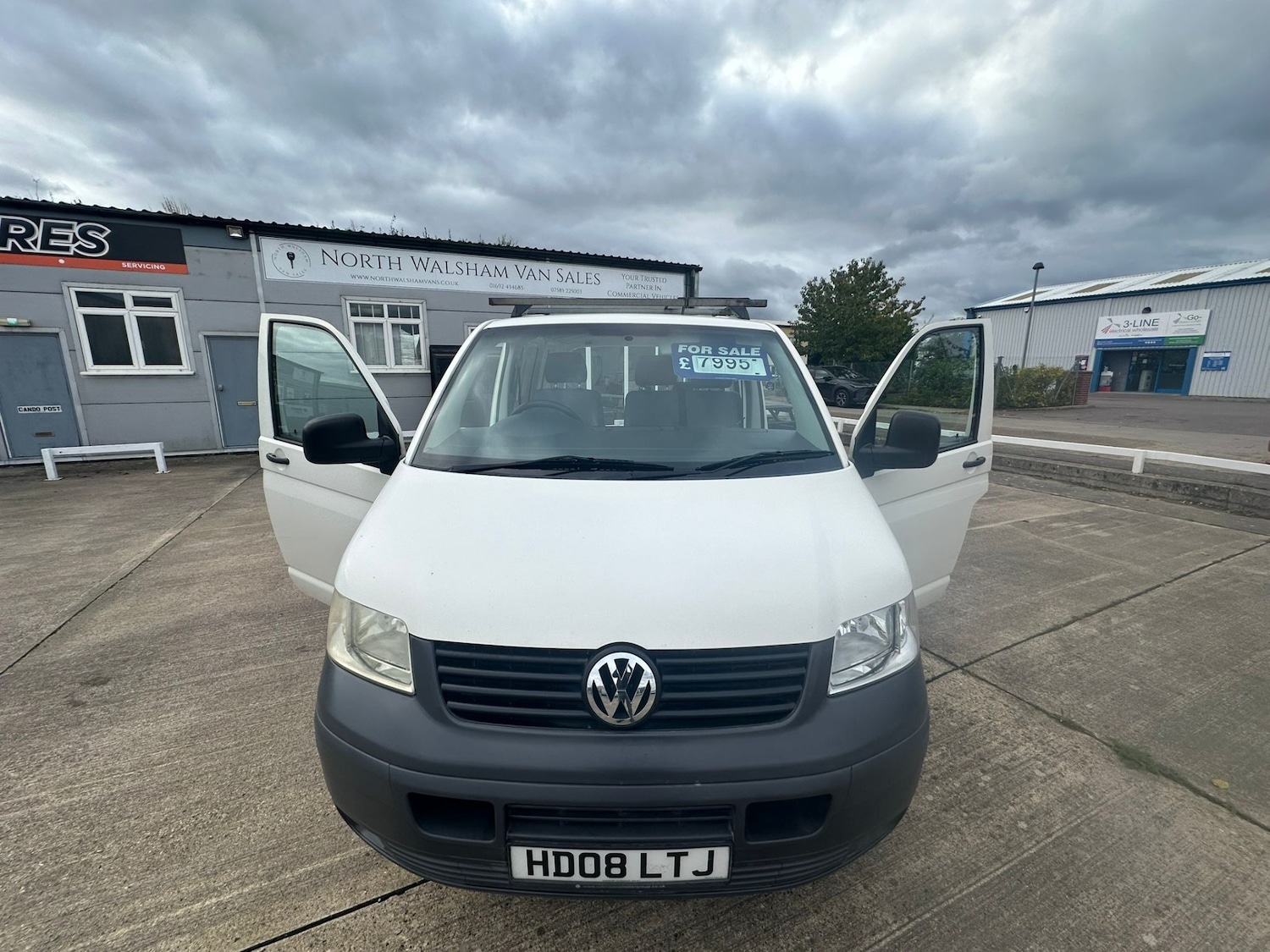 Used Volkswagen Transporter 2008 for sale - 76340398: Photo 9