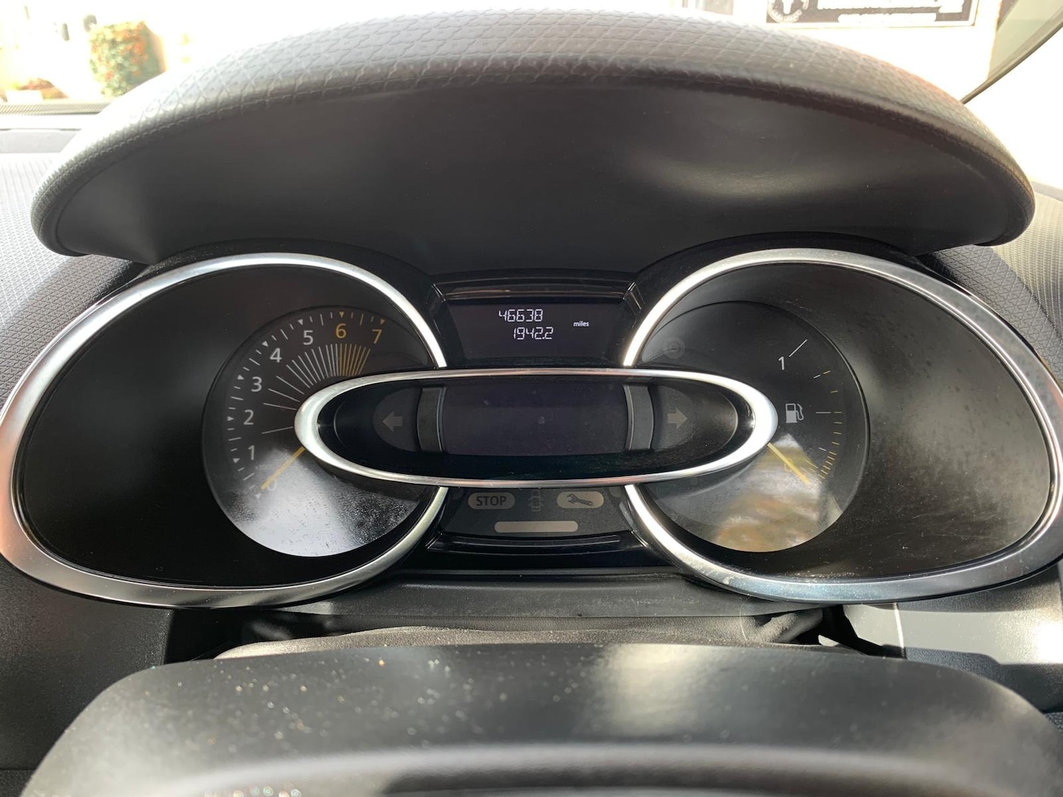 Used Renault Clio 2015 for sale - 76554411: Photo 41