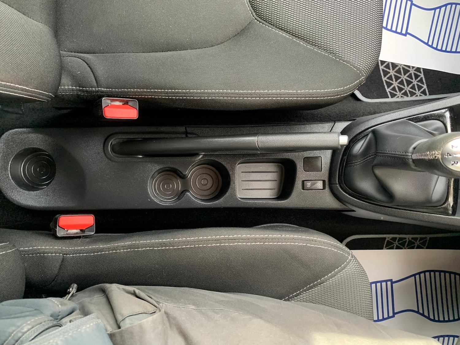 Used Renault Clio 2015 for sale - 76554411: Photo 42