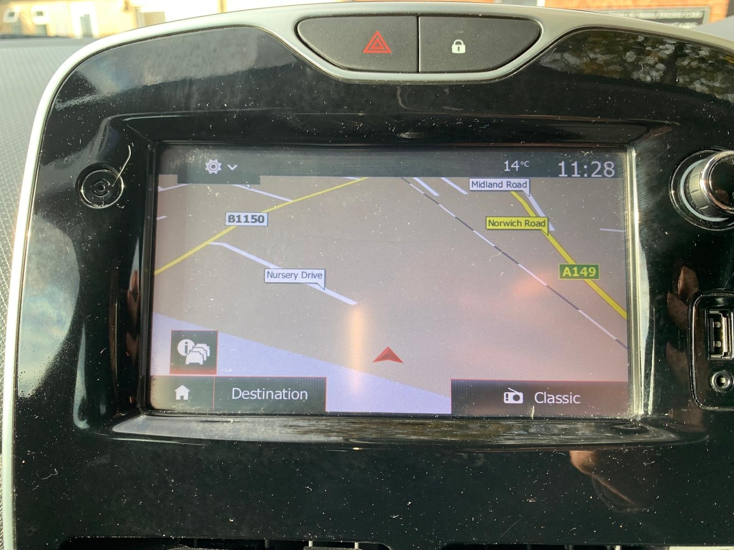 Used Renault Clio 2015 for sale - 76554411: Photo 46