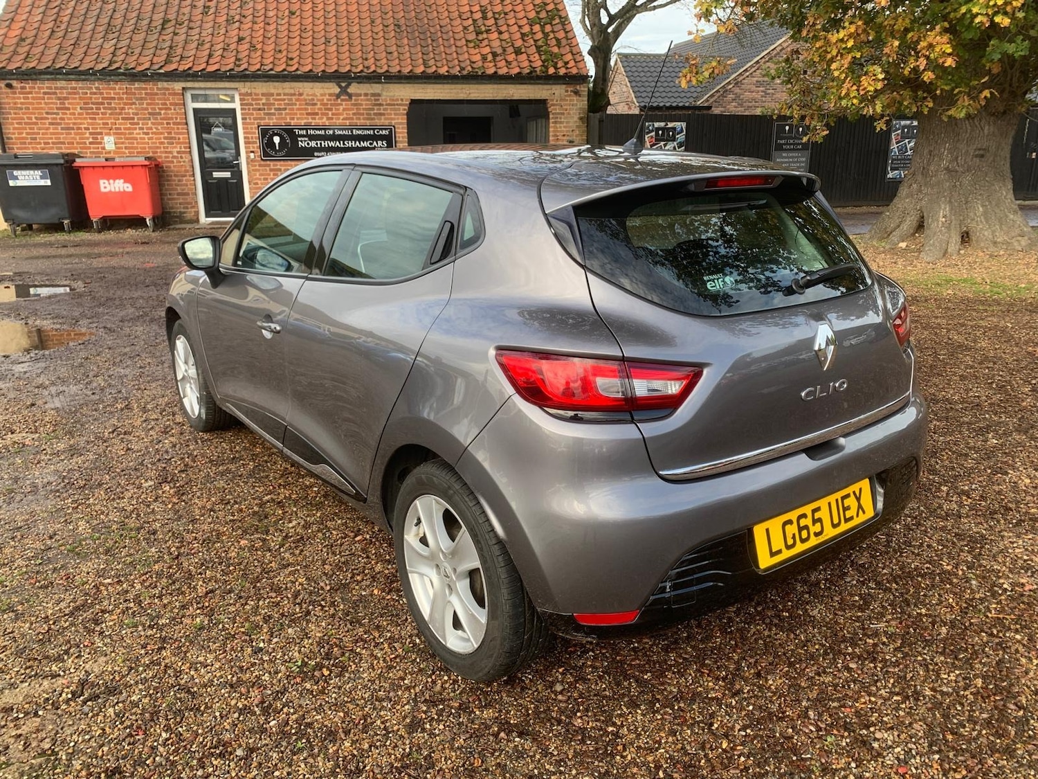 Used Renault Clio 2015 for sale - 76554411: Photo 7