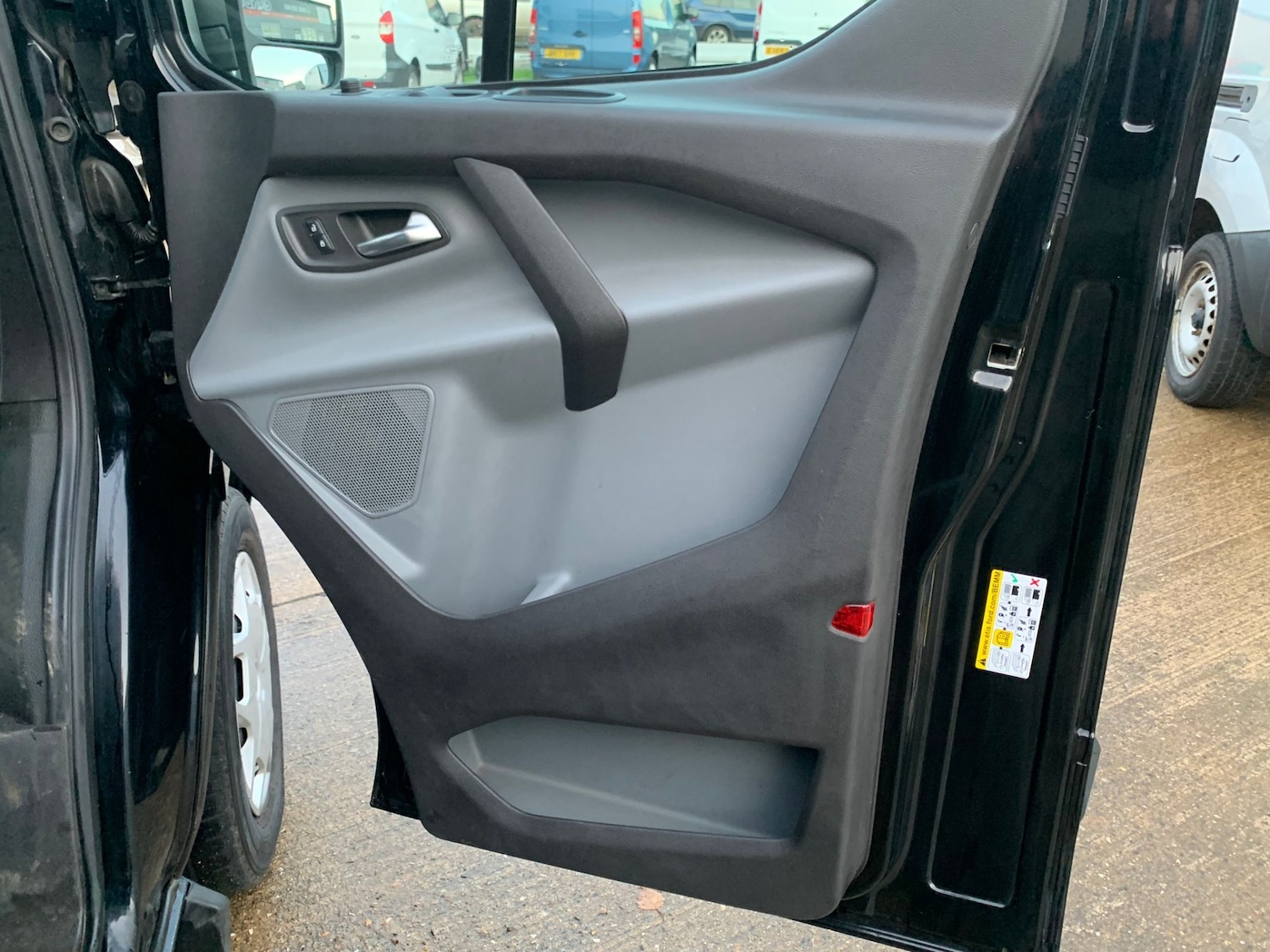 Used Ford Transit Custom 2018 for sale - 76709661: Photo 18