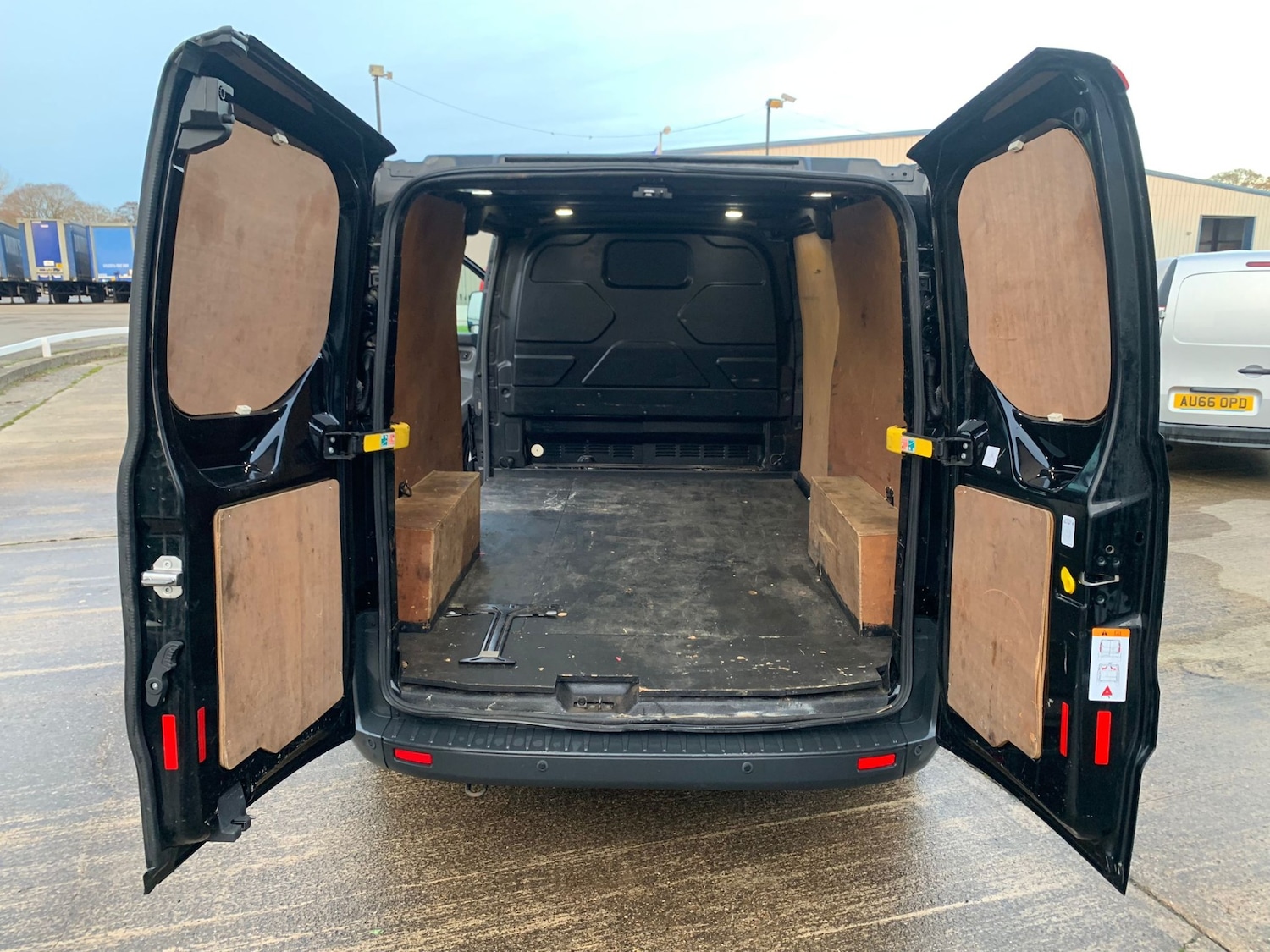 Used Ford Transit Custom 2018 for sale - 76709661: Photo 20