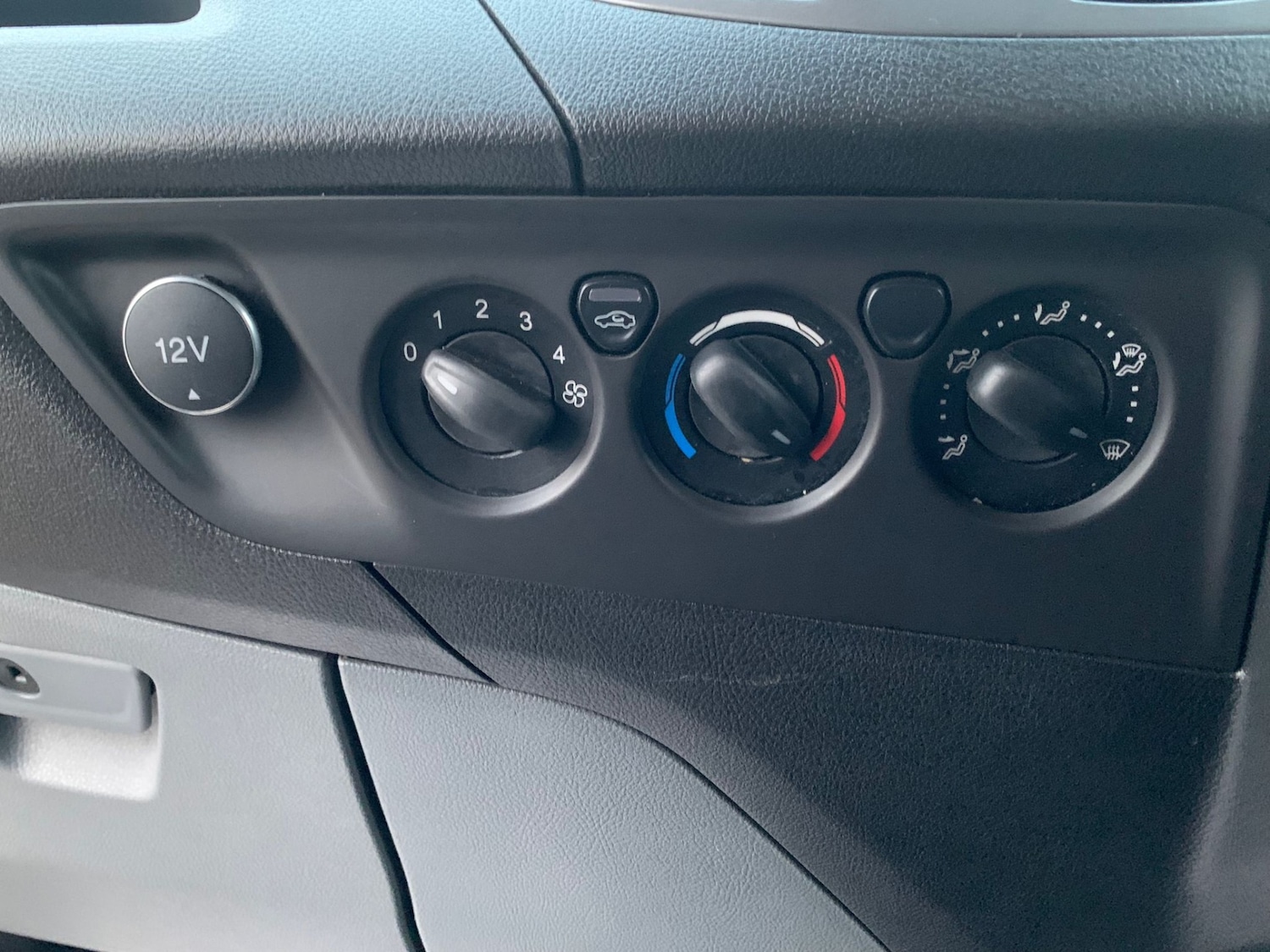 Used Ford Transit Custom 2018 for sale - 76709661: Photo 25