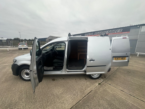 Used Volkswagen Caddy 2017 for sale - 76300573: Photo 10