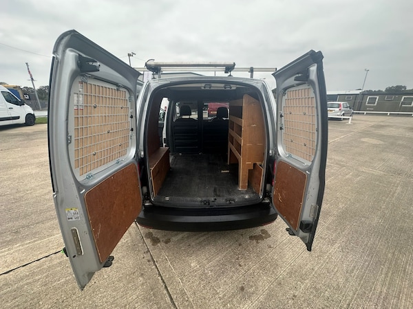 Used Volkswagen Caddy 2017 for sale - 76300573: Photo 11