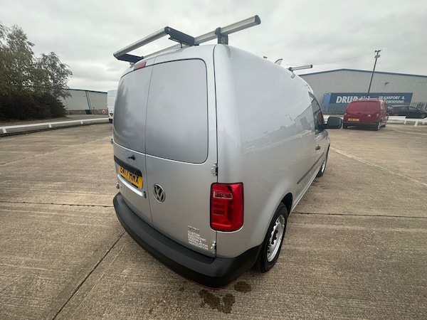 Used Volkswagen Caddy 2017 for sale - 76300573: Photo 5