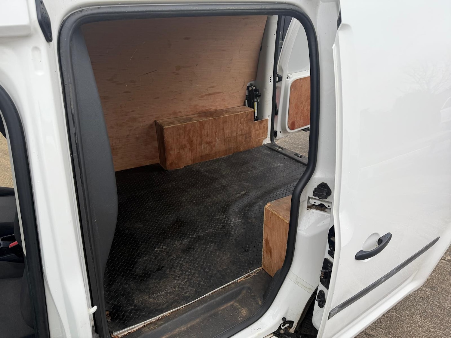 Used Volkswagen Caddy 2018 for sale - 77378016: Photo 16