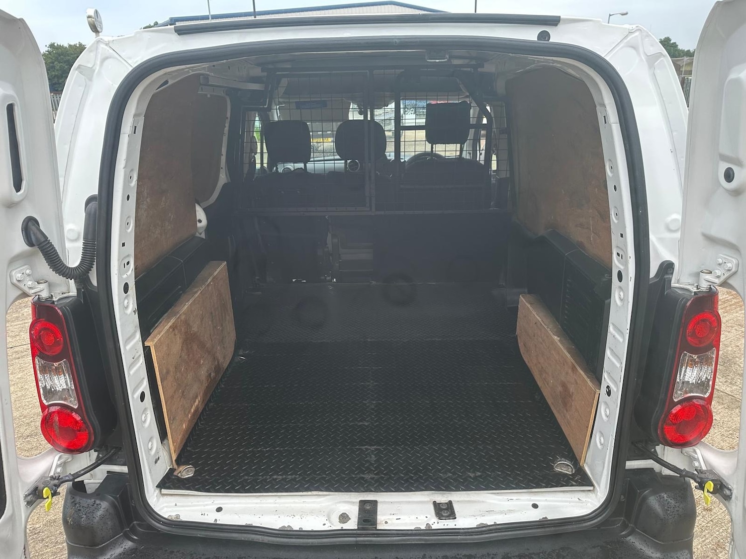 Used Citroen Berlingo 2016 for sale - 77461906: Photo 19