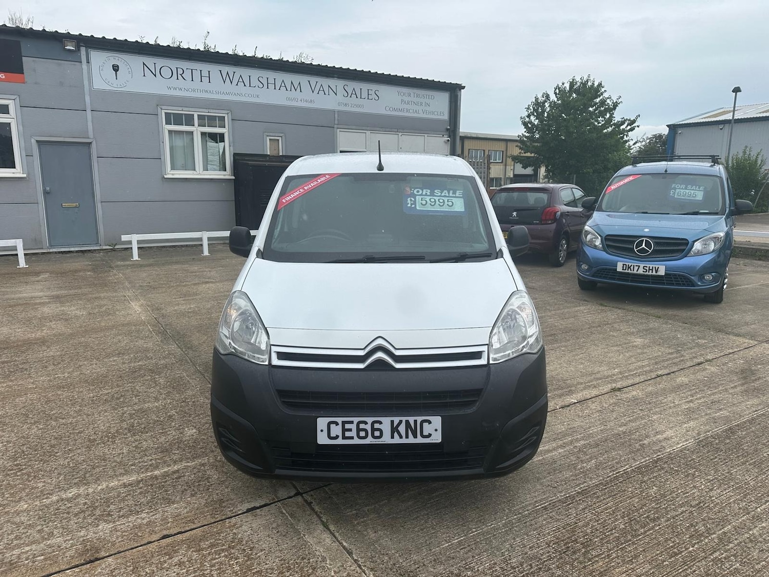 Used Citroen Berlingo 2016 for sale - 77461906: Photo 2