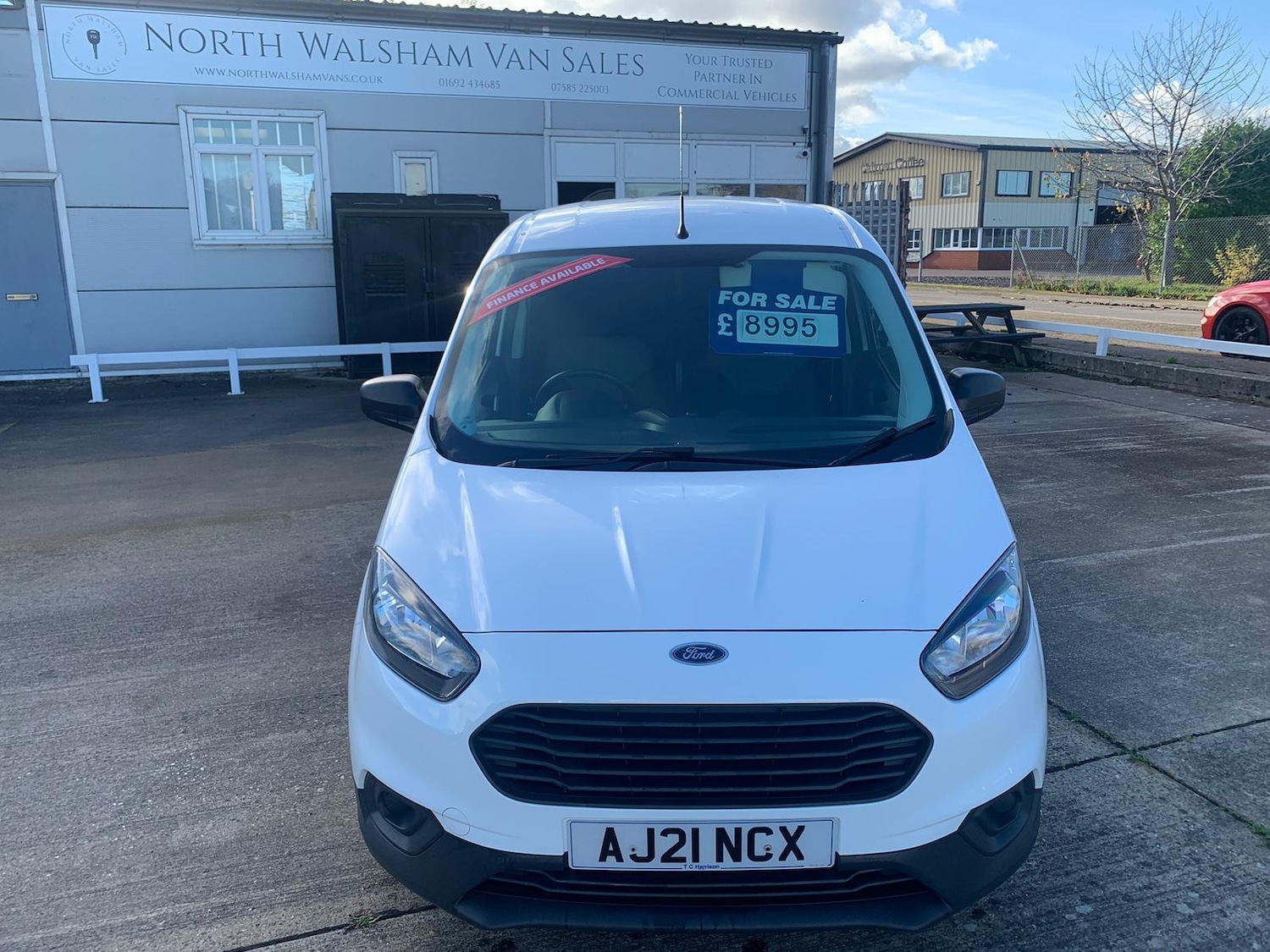 Used Ford Transit Courier 2021 for sale - 76566489: Photo 2