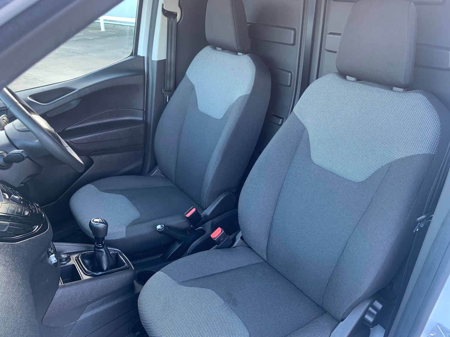 Used Ford Transit Courier 2021 for sale - 76566489: Photo 22