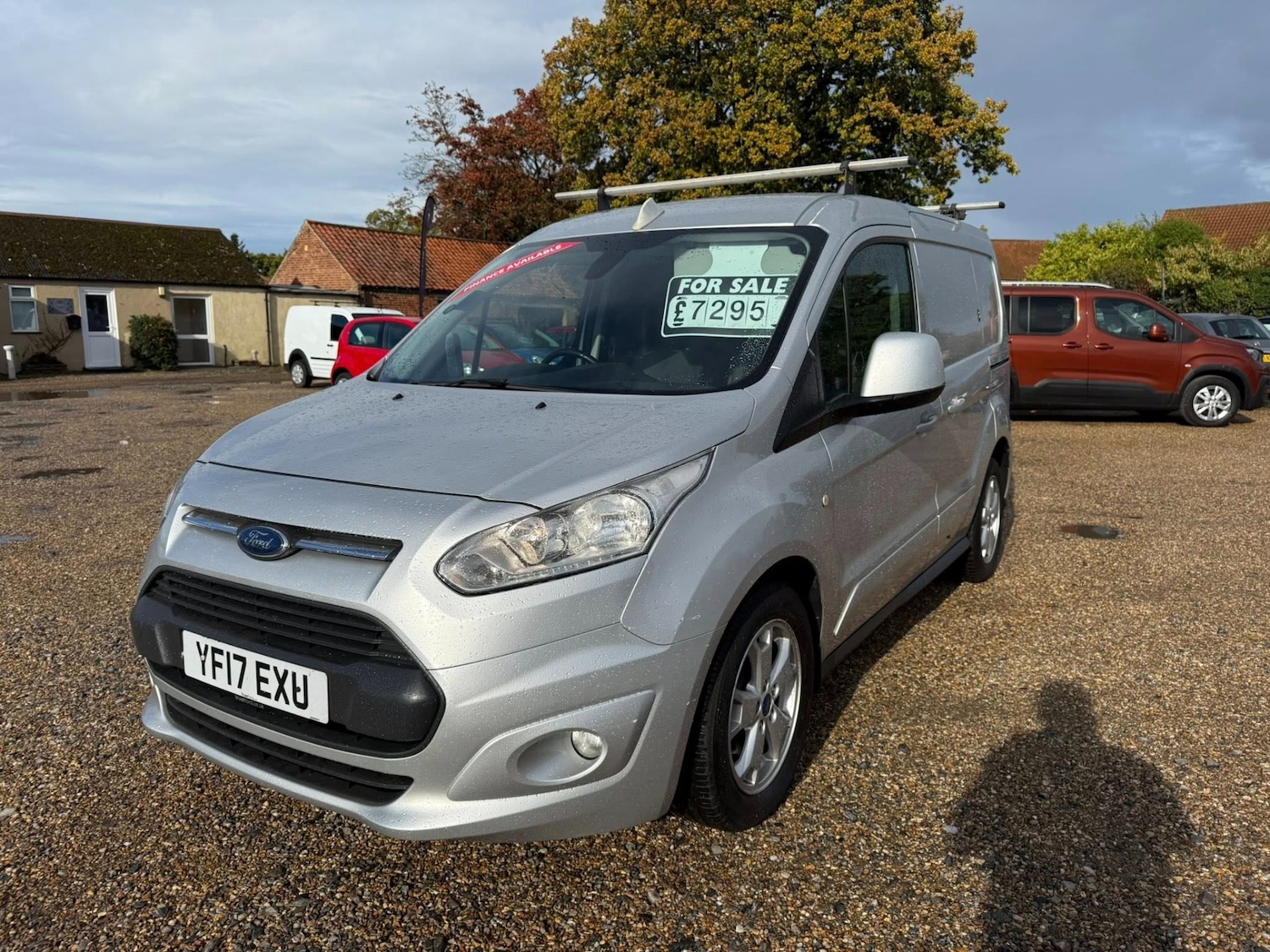 Used Ford Transit Connect 2017 for sale - 76329438: Photo 1