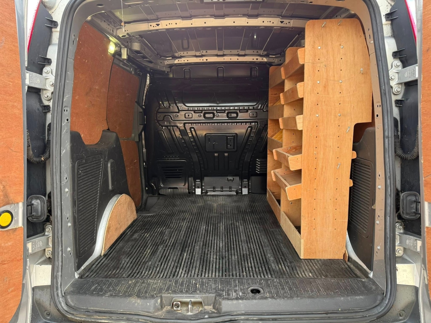 Used Ford Transit Connect 2017 for sale - 76329438: Photo 17