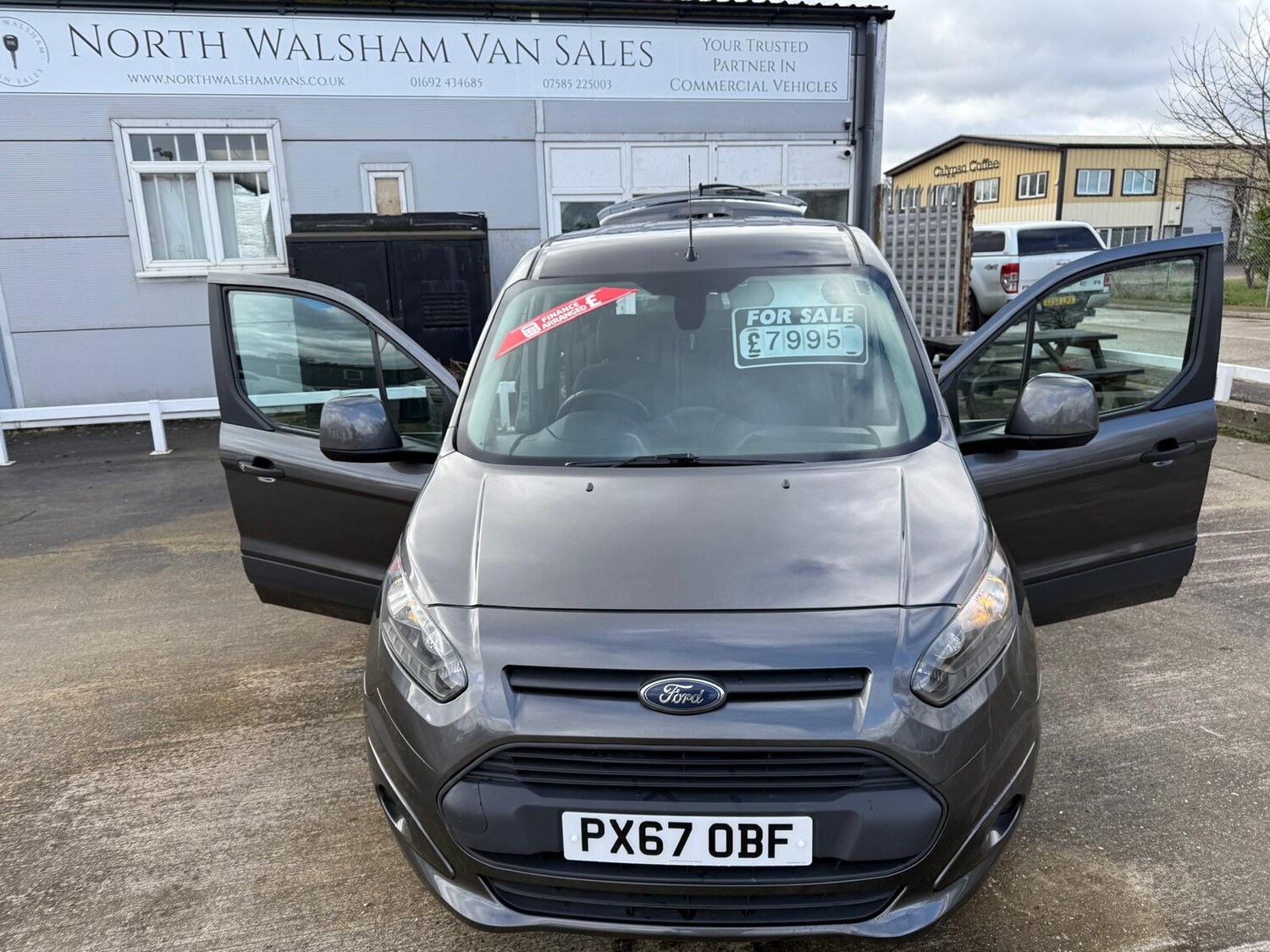 Used Ford Grand Tourneo Connect 2017 for sale - 77578824: Photo 9