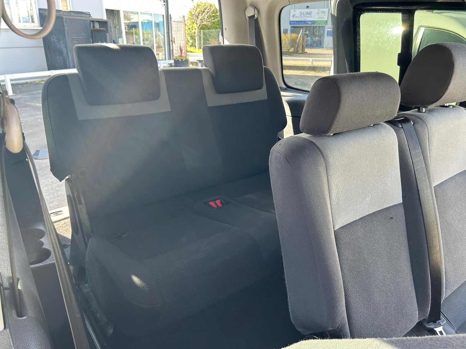 Used Volkswagen Caddy Maxi Life 2012 for sale - 78121939: Photo 21