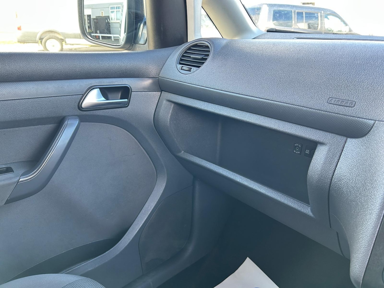 Used Volkswagen Caddy Maxi Life 2012 for sale - 78121939: Photo 39