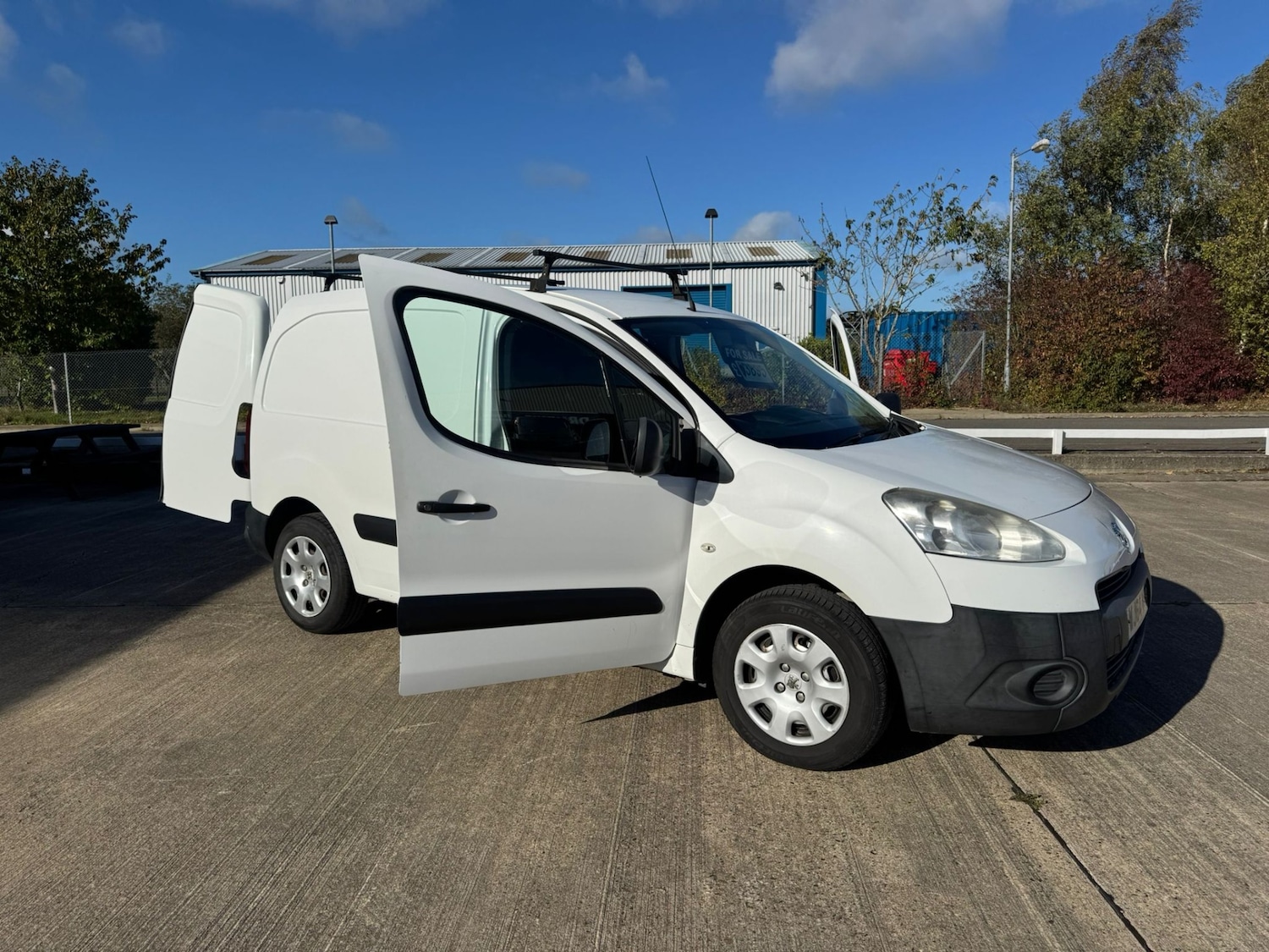 Used Peugeot Partner 2014 for sale - 76415030: Photo 11