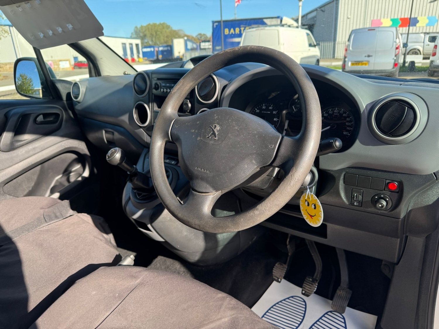 Used Peugeot Partner 2014 for sale - 76415030: Photo 27