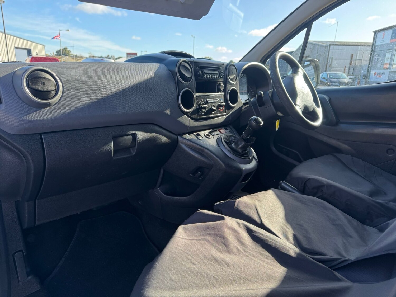 Used Peugeot Partner 2014 for sale - 76415030: Photo 29