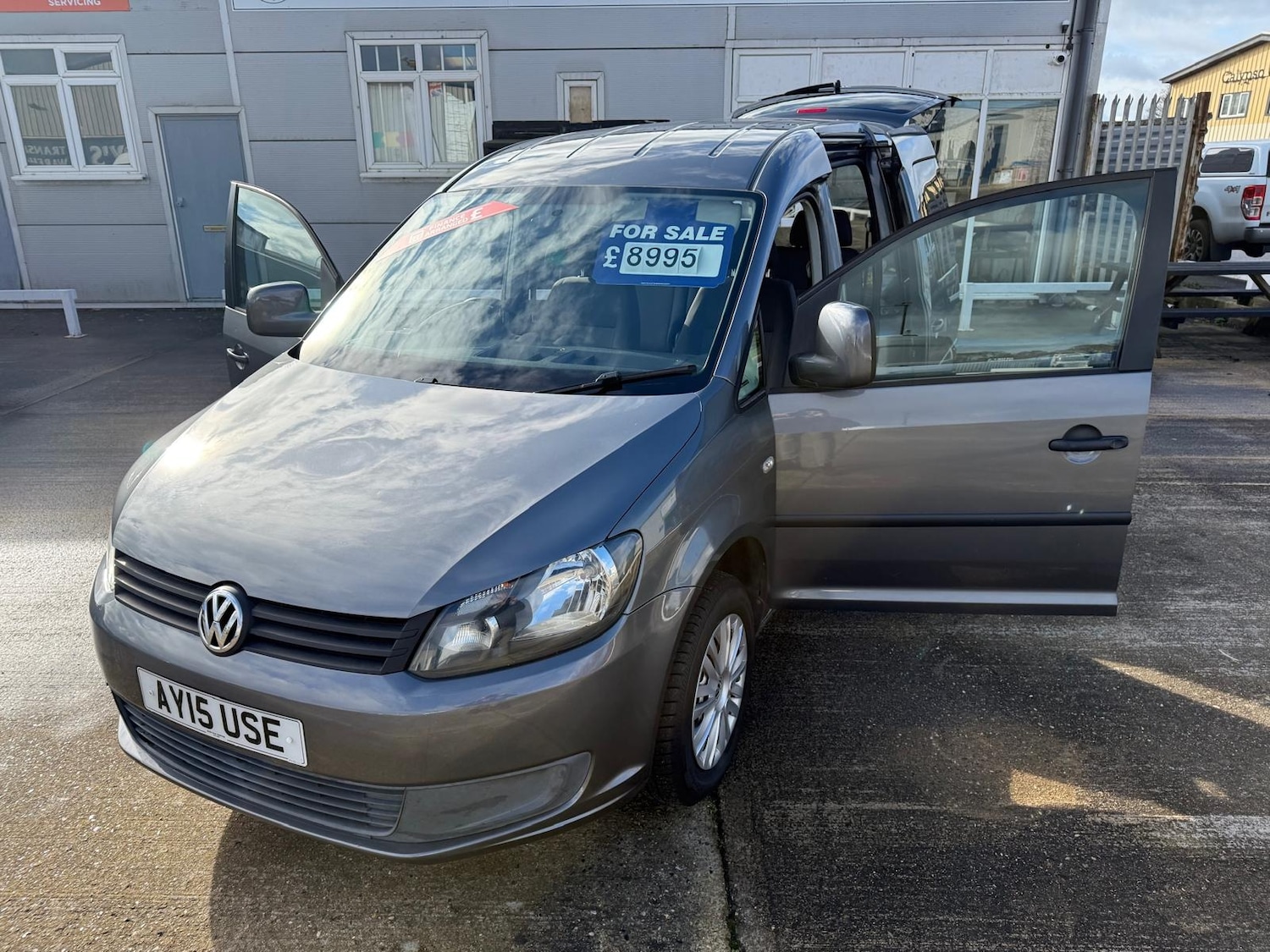 Used Volkswagen Caddy Maxi 2015 for sale - 77578573: Photo 10
