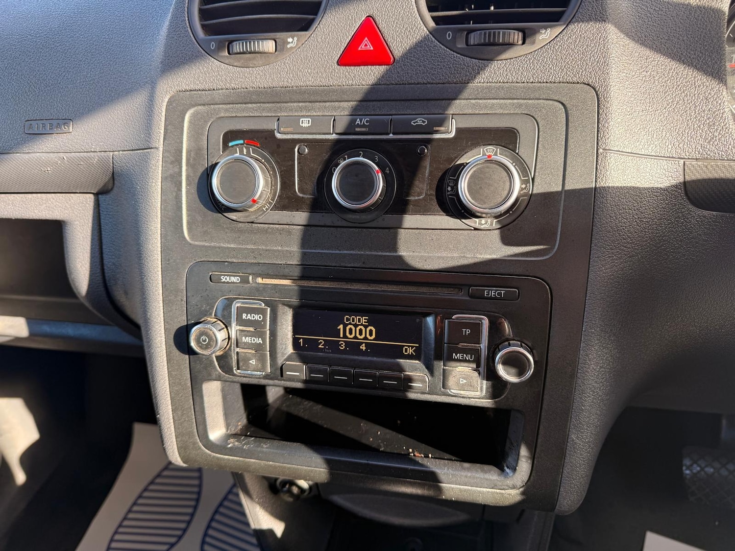 Used Volkswagen Caddy Maxi 2015 for sale - 77578573: Photo 19