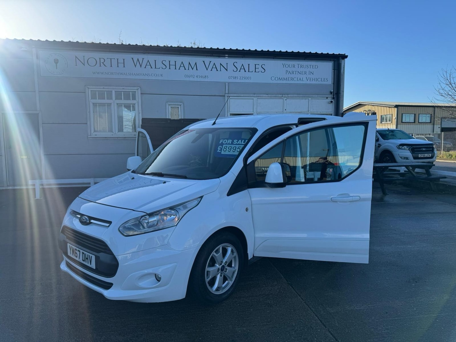 Used Ford Transit Connect 2017 for sale - 76796624: Photo 10