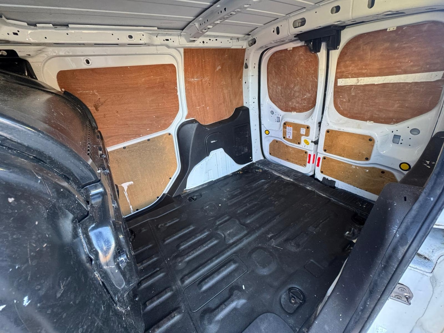 Used Ford Transit Connect 2017 for sale - 76796624: Photo 14