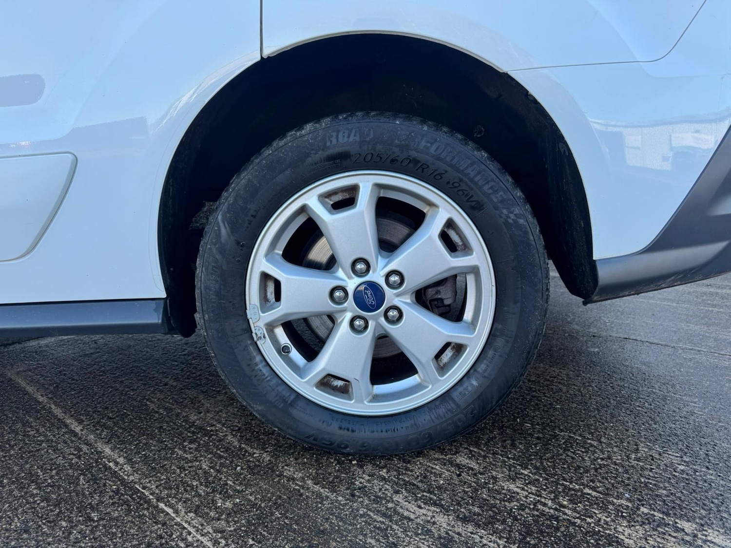 Used Ford Transit Connect 2017 for sale - 76796624: Photo 16