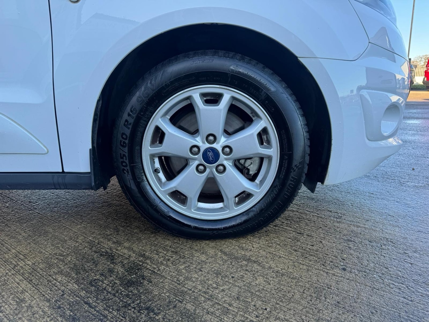 Used Ford Transit Connect 2017 for sale - 76796624: Photo 18