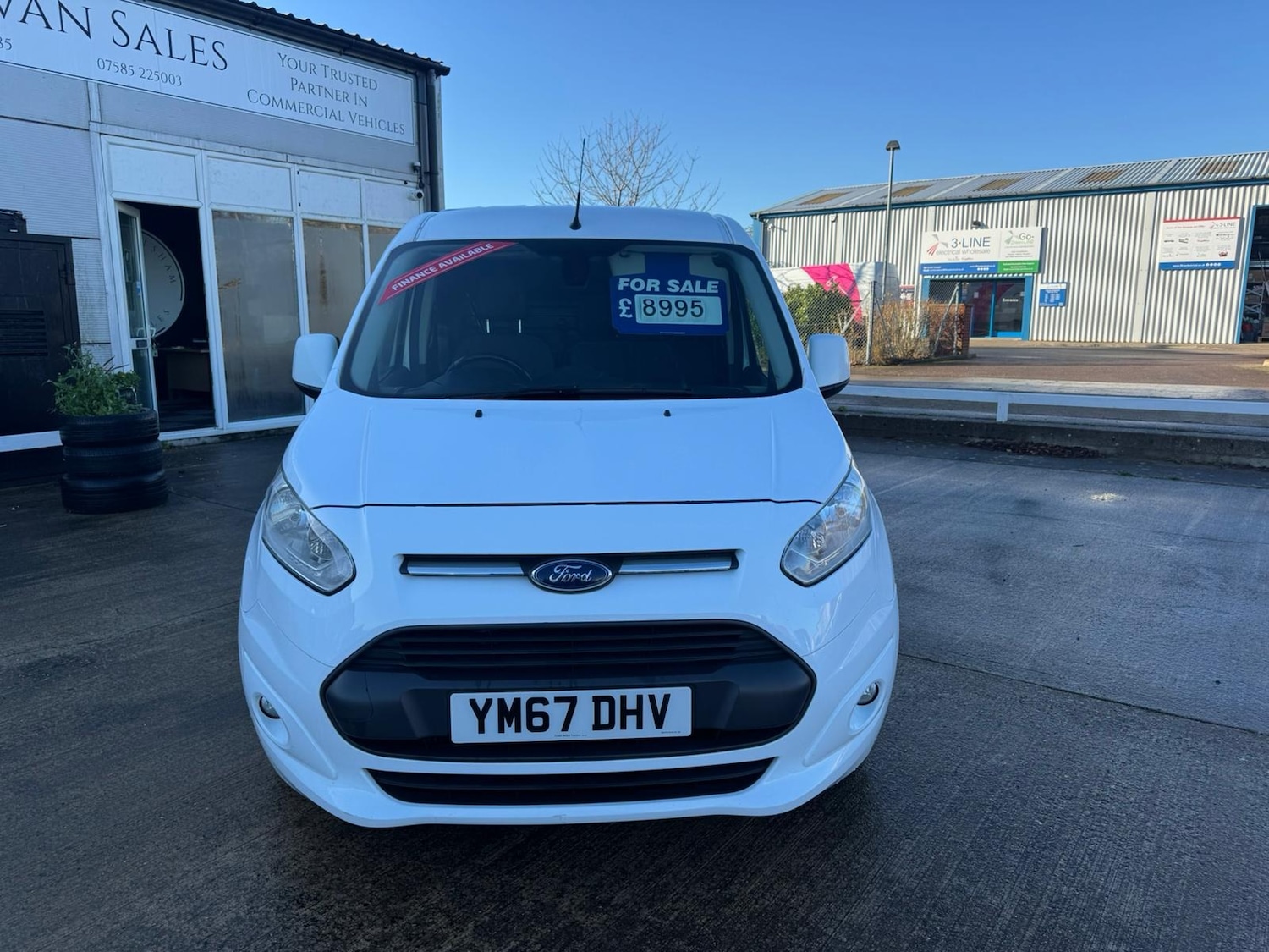 Used Ford Transit Connect 2017 for sale - 76796624: Photo 2