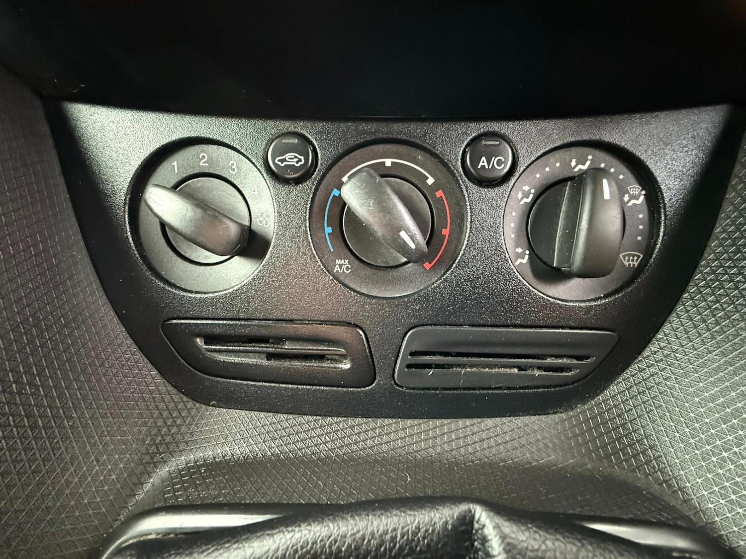 Used Ford Transit Connect 2018 for sale - 77069122: Photo 30