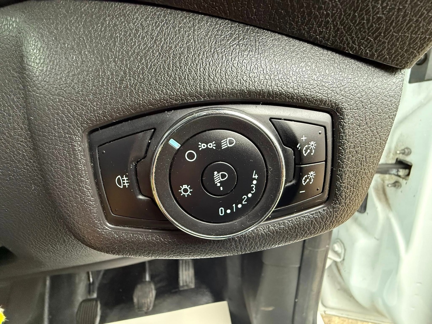 Used Ford Transit Connect 2018 for sale - 77069122: Photo 32