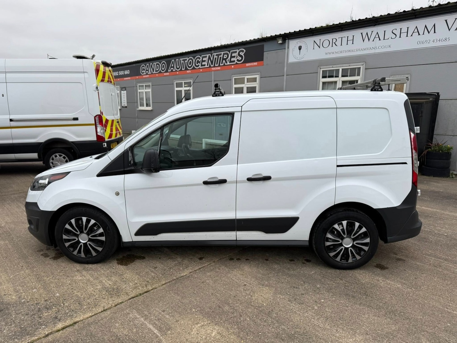 Used Ford Transit Connect 2018 for sale - 77069122: Photo 8