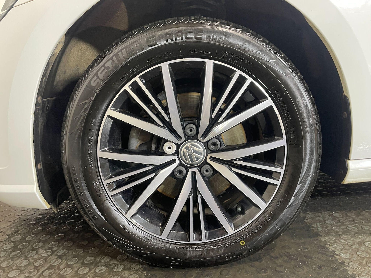 Used Volkswagen Golf 2017 for sale - 78033614: Photo 27