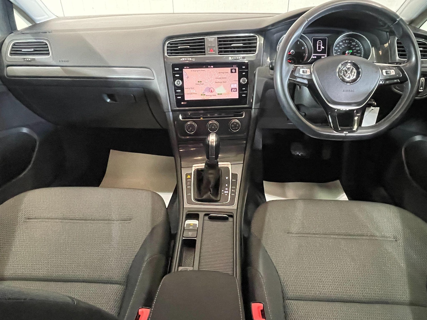 Used Volkswagen Golf 2018 for sale - 77892809: Photo 12