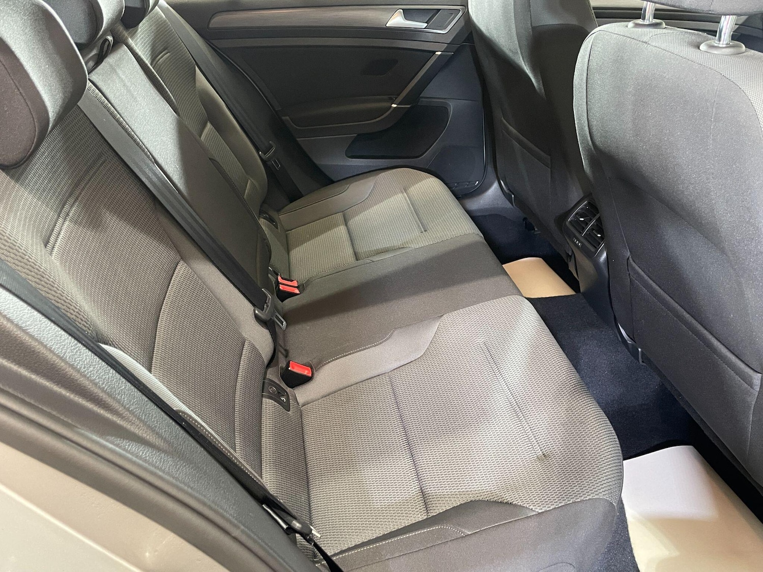 Used Volkswagen Golf 2018 for sale - 77892809: Photo 26